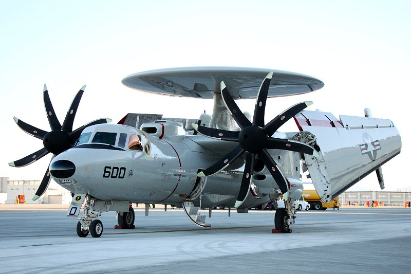 卫星图中3架空警600预警机同时试飞距离上舰仅有一步之遥