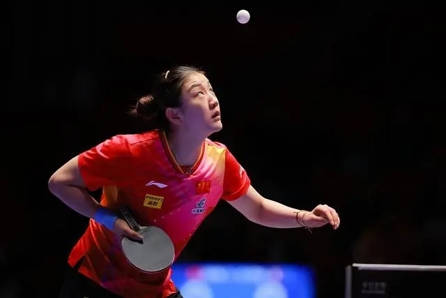 42王曼昱力克陈梦晋级女单决赛世界第二背靠背双杀国乒一姐