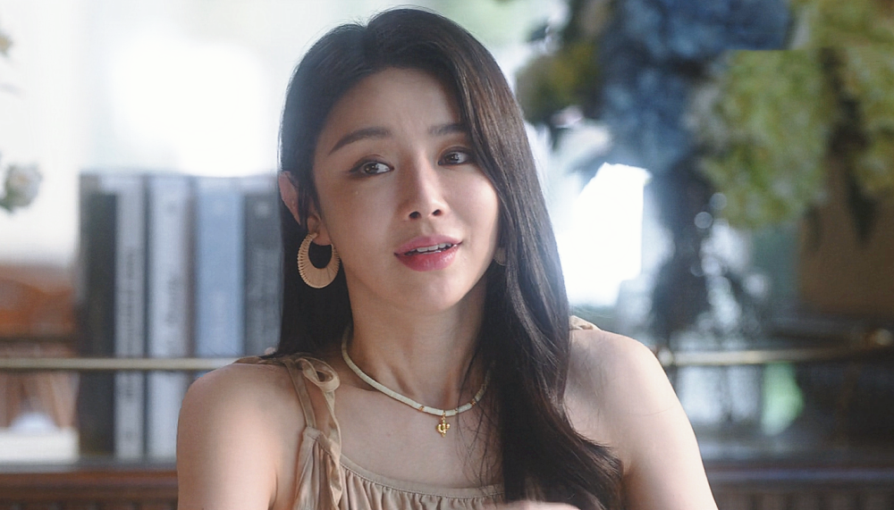 都得到了惩罚,而罗英子和邱华有了自己的事业,和陈硕之间也有那意思了