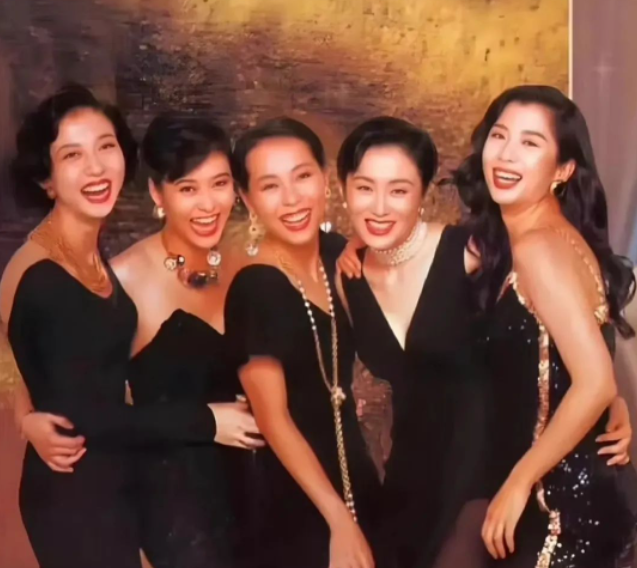 "最美许仙"叶童:在60岁这年,她终于打了一场翻身仗!