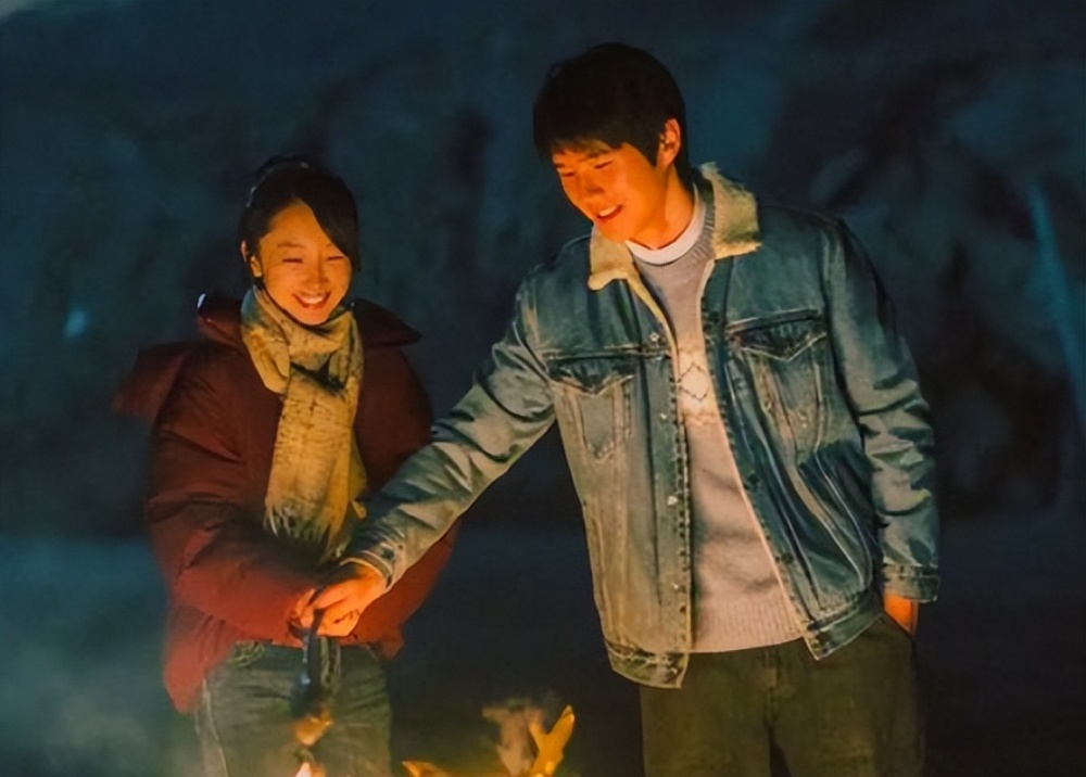 绯闻恋人戛纳相遇却不能合体,老被阻挡,刘昊然羞涩,周冬雨沧桑_腾讯