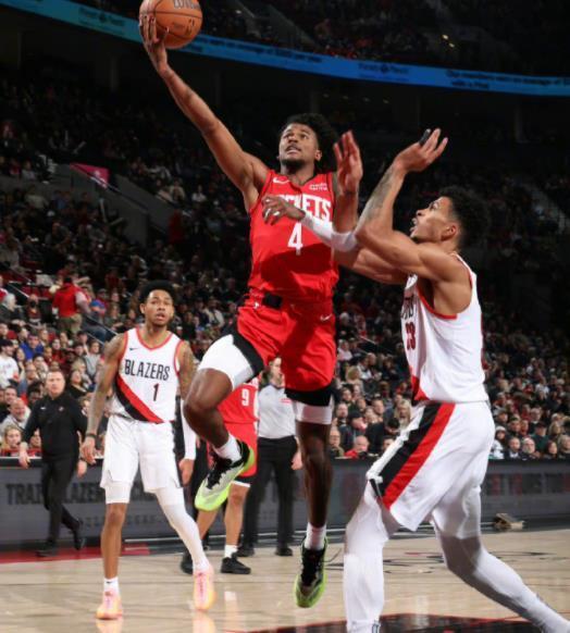 合砍28974火箭队双塔攻防立功艾顿仅6分乌度卡变阵成功