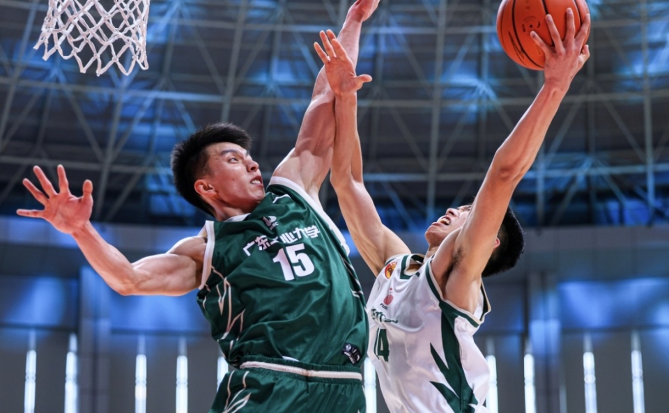 回应质疑卫冕冠军逆转华侨再进东南决赛刘康能砍2512率队逆袭