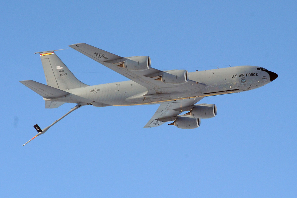 KC-135图片