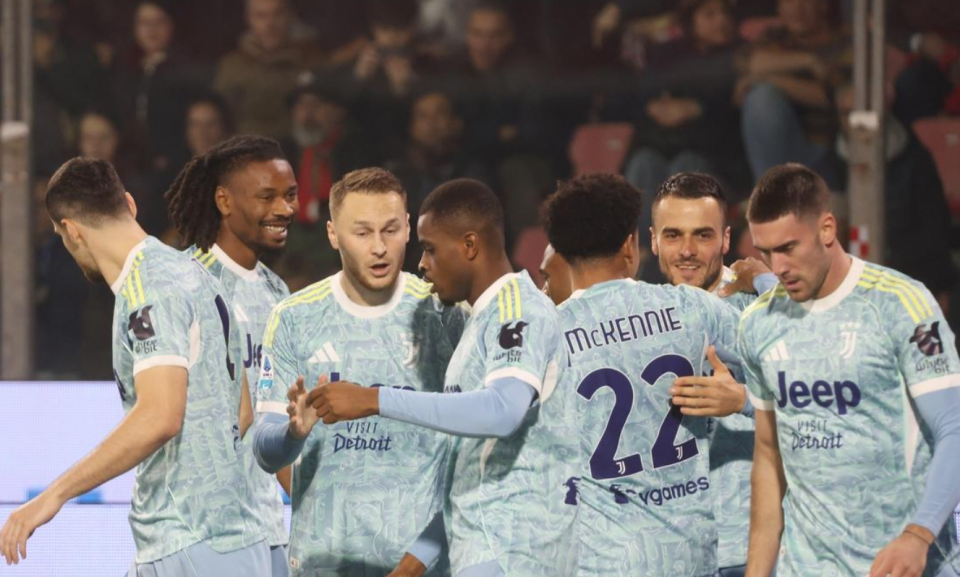 一场2-1踢出两连胜，尤文积分追平米兰，只比榜首少4分