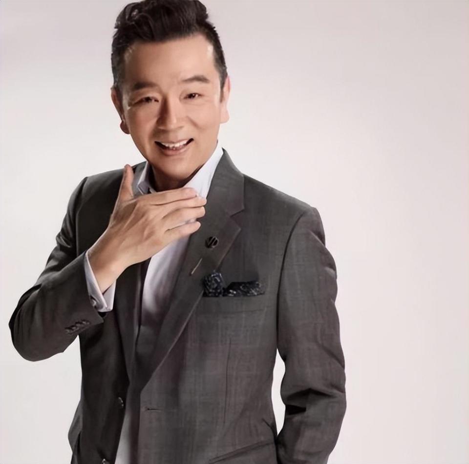 接下来的几年里,张晨光参演的作品越来越多,他的表演也越发成熟.