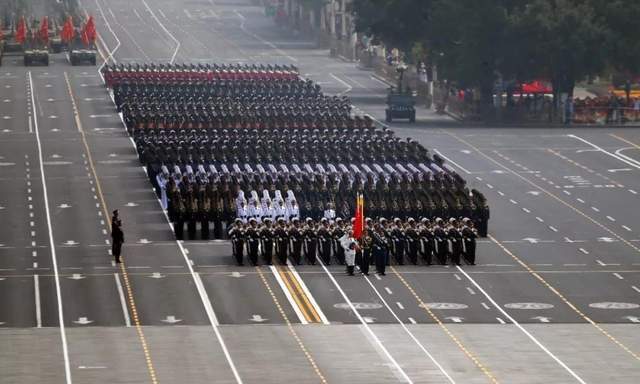 2025年或举行阅兵？中俄发表联合声明，轰20会首次公开吗_腾讯新闻