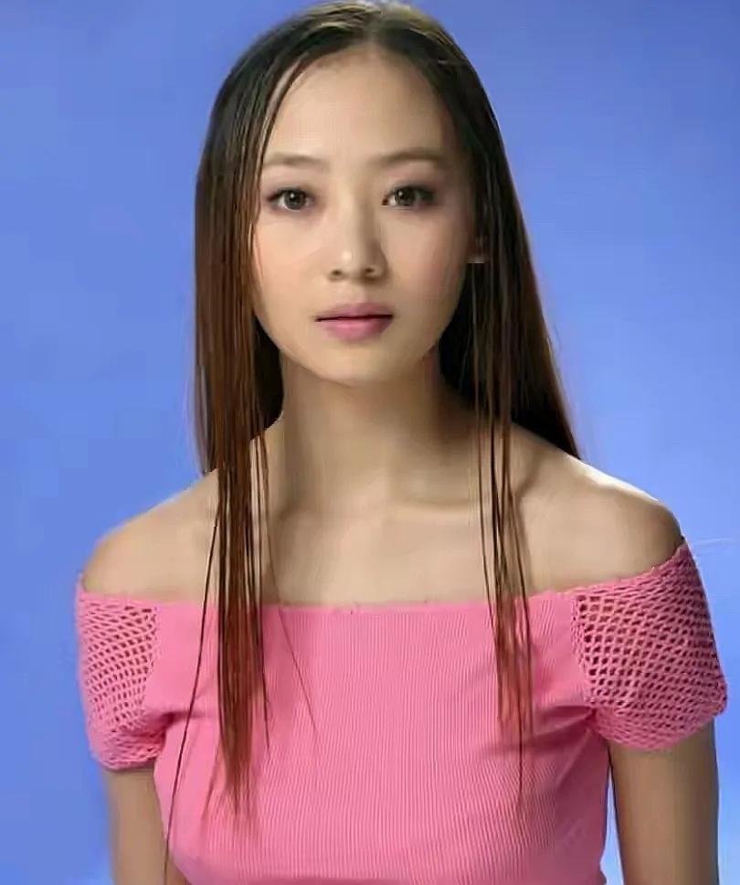 曲栅栅:嫁落魄黄海波,被《狂飙》推红,养家7年不离不弃_腾讯新闻