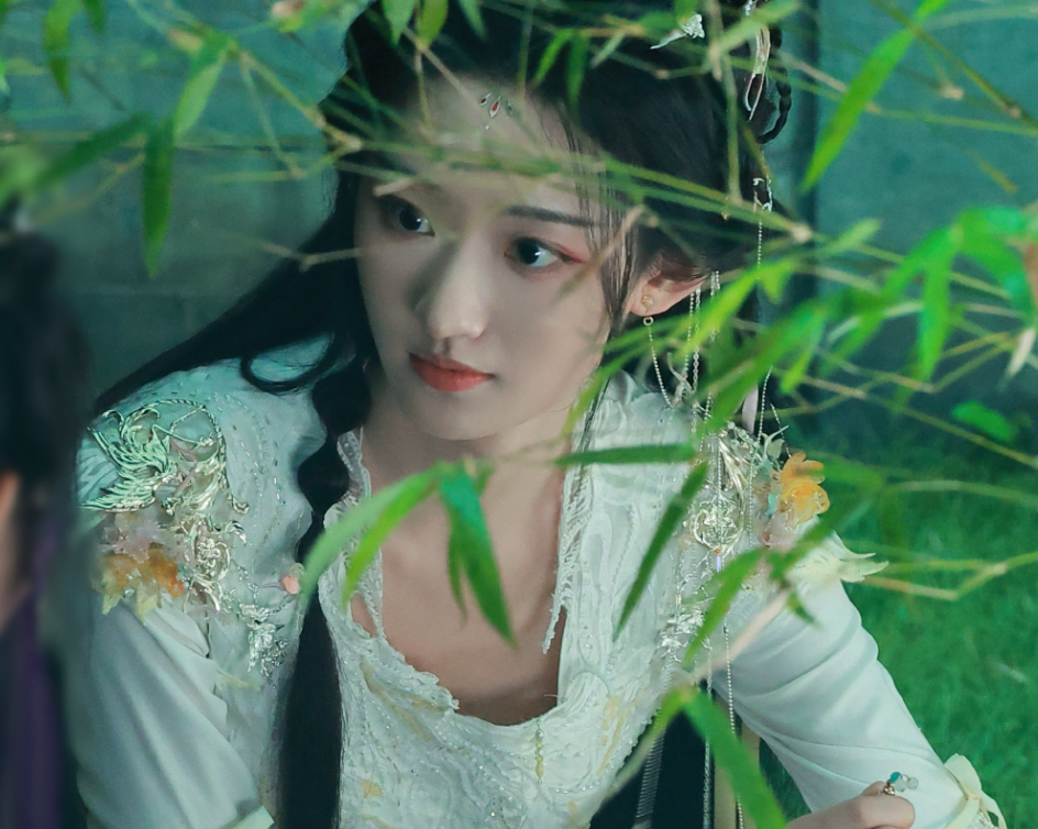 龚俊《暗河传》新造型酷飒,彭小苒紫纱魅惑,女主神似景甜和刘亦菲