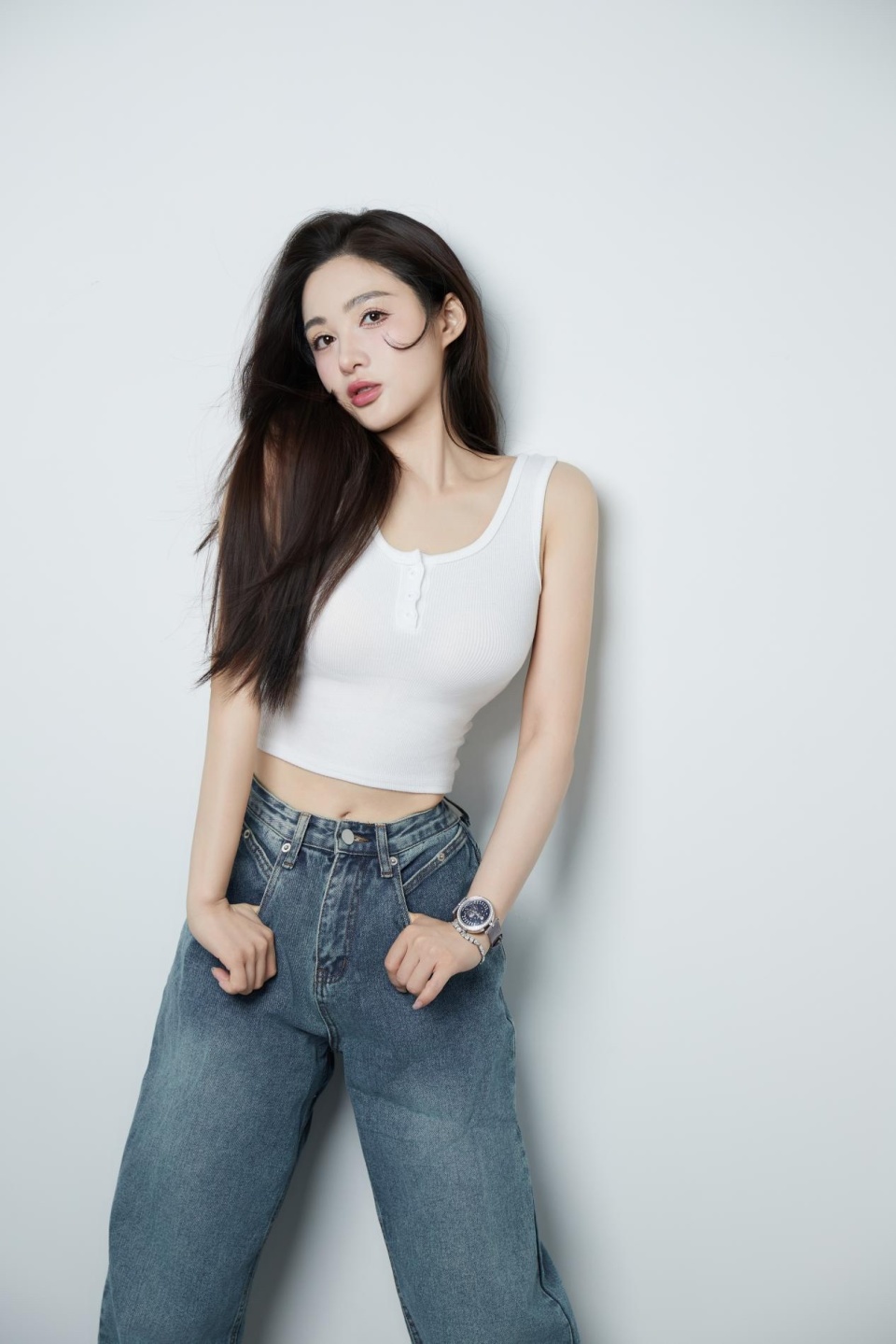 王俊凯追周杰伦,孙嘉璐追林俊杰,明星也有自己的偶像_腾讯新闻