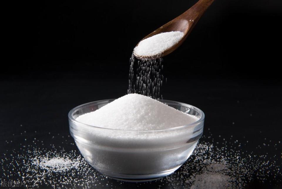 1,一定要少吃盐.