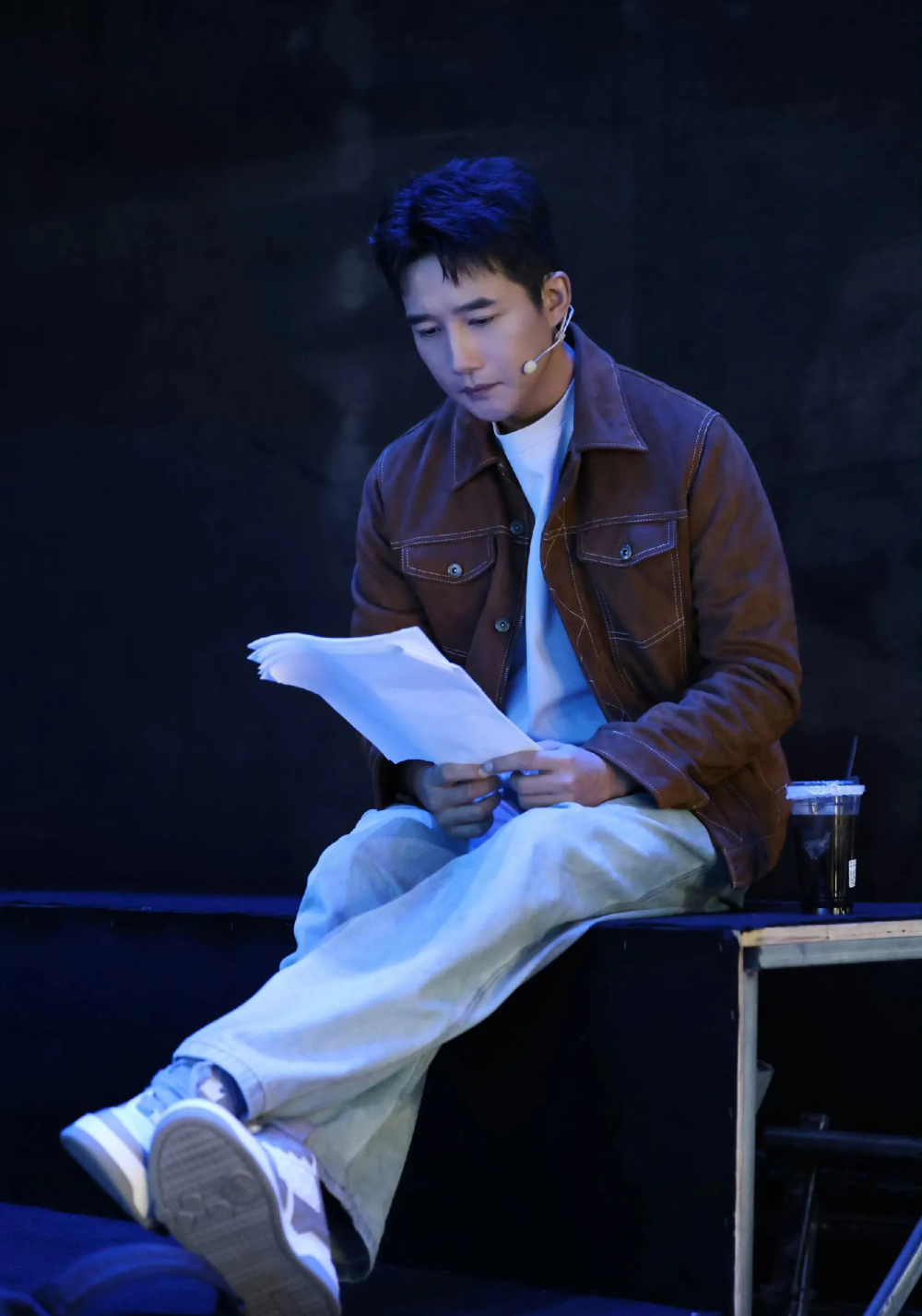 章涛：曾任同济大学老师，成渣男专业户，37岁不恋爱不结婚拼事业_腾讯新闻