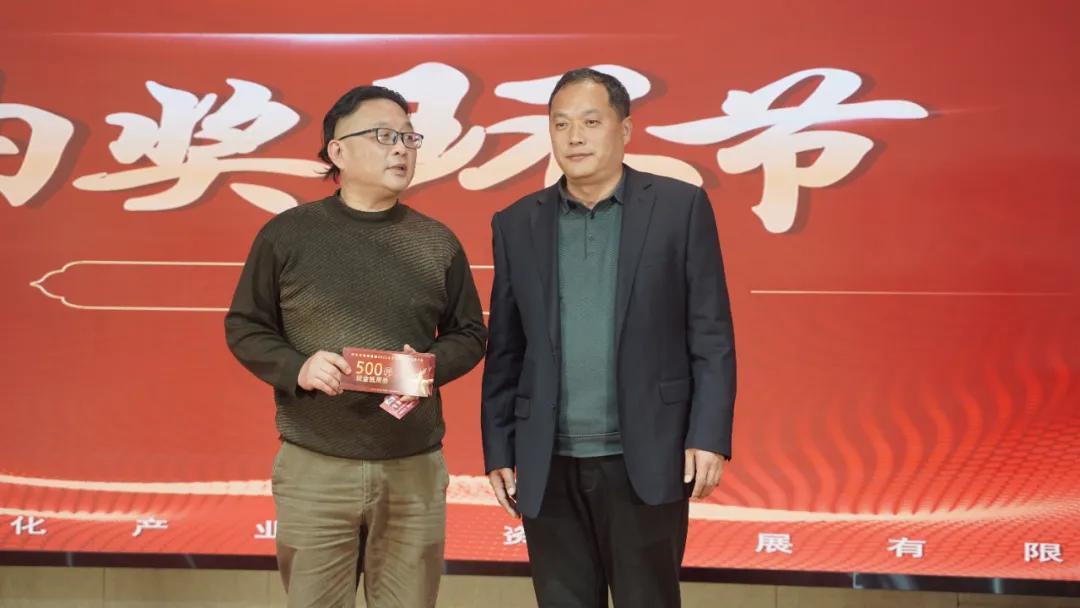 “熱血鑄軍魂 聚力創未來”——渭南軍事博覽園2025年年會暨2026年產品推介會成功舉辦 - 