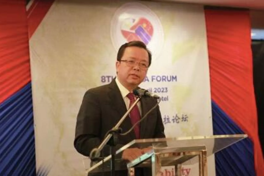 菲律宾威胁驱逐中国大使，后果是什么？中方反击自有高招伴随状语的用法