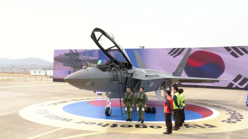 ��ӥ�����������׼�������KF-21ս��������