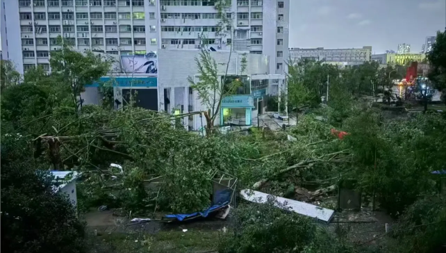 湖北强对流天气已致11人死亡、1人失联