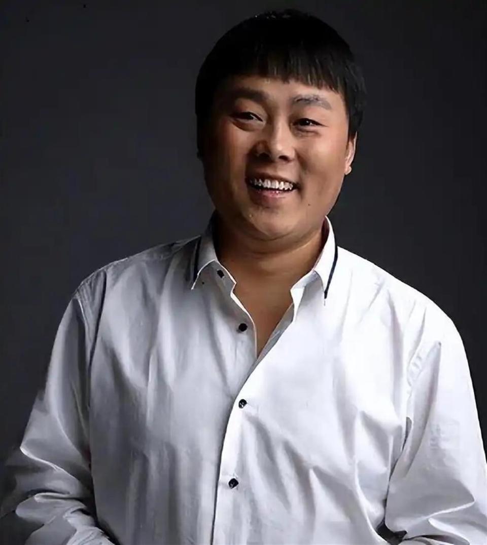 15年前，那个走红后说绝不抛弃糟糠之妻的刘大成，如今做到了吗？_腾讯新闻