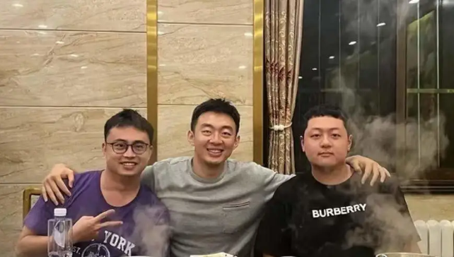 曾推动郭艾伦交易震惊国内篮坛！前广州男篮高管起诉老东家龙狮俱乐部