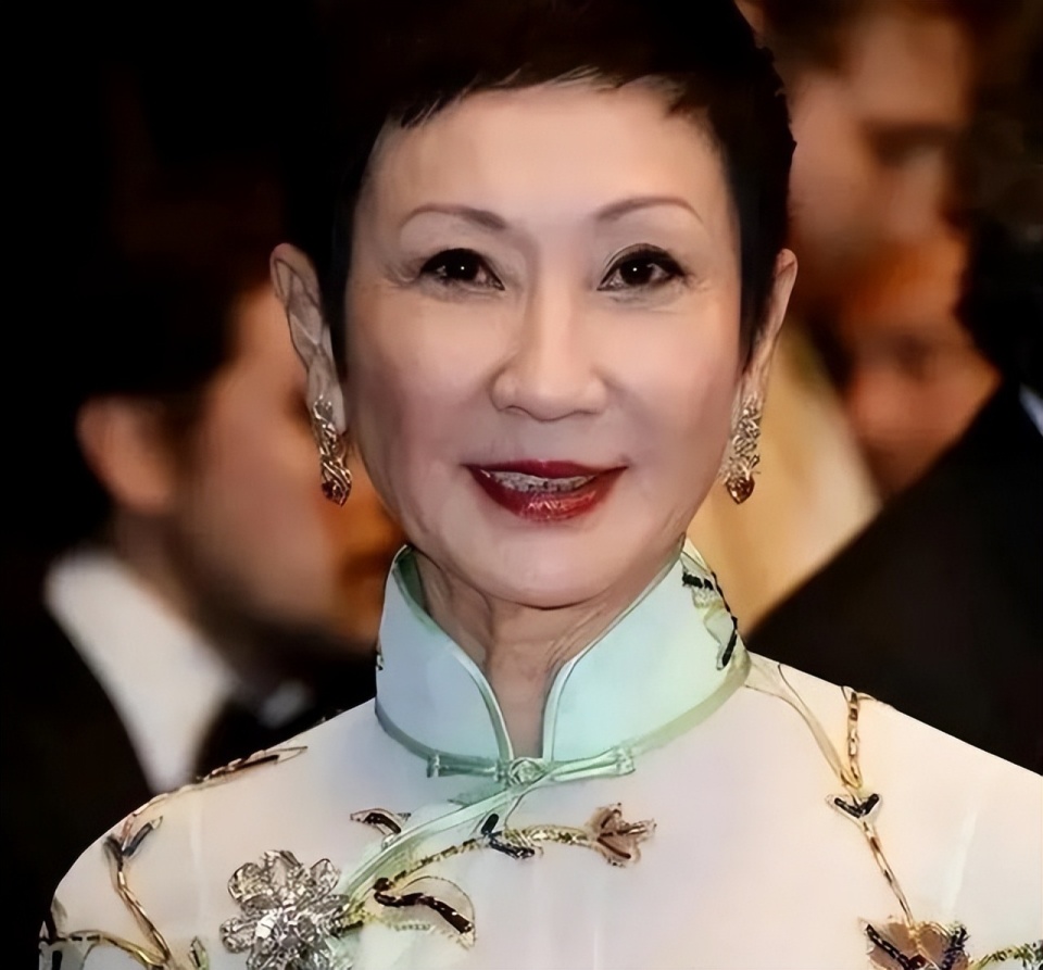 曝73岁徐克女友疑似怀孕,评论区满是嘲讽,曾与前妻相约丁克