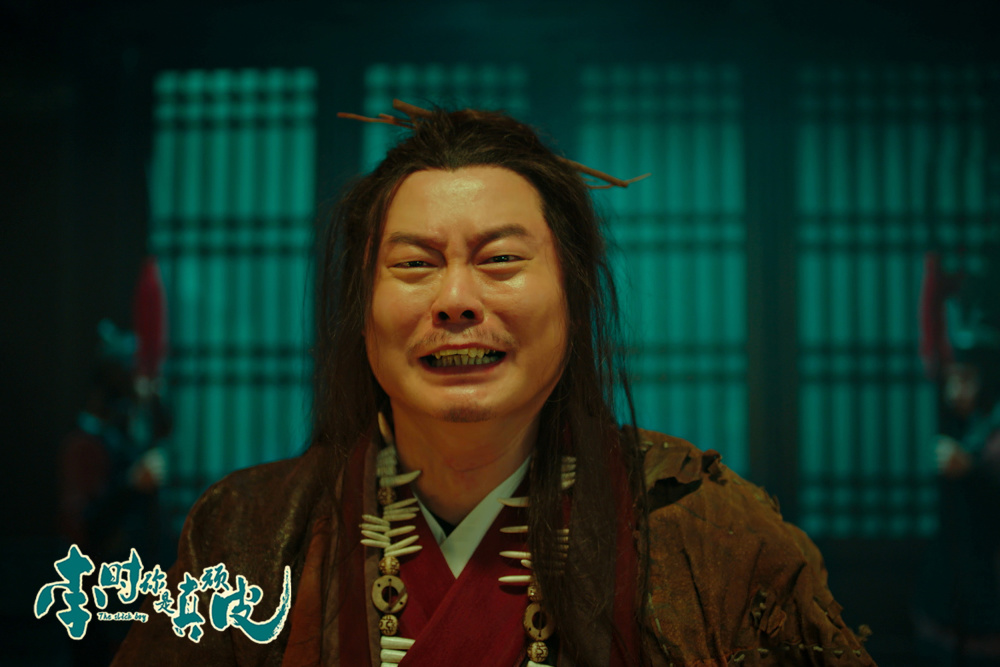 魏翔再次挑大梁,虽与开心麻花无关,但"小品喜剧片"依旧有市场