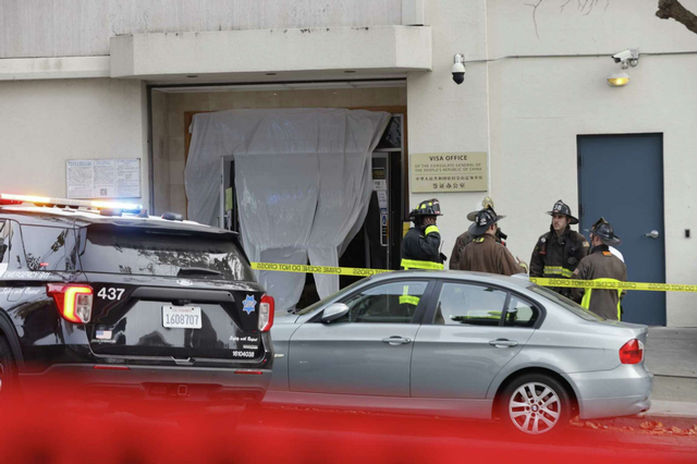 中国驻美领事馆遇袭,汽车撞入签证大厅,嫌犯被击毙