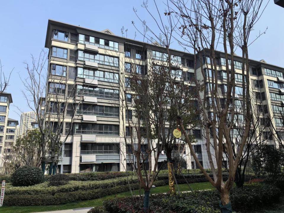 一个以8层洋房为主的低密住宅,实探合肥省府北的琥珀晴川里!_腾讯新闻