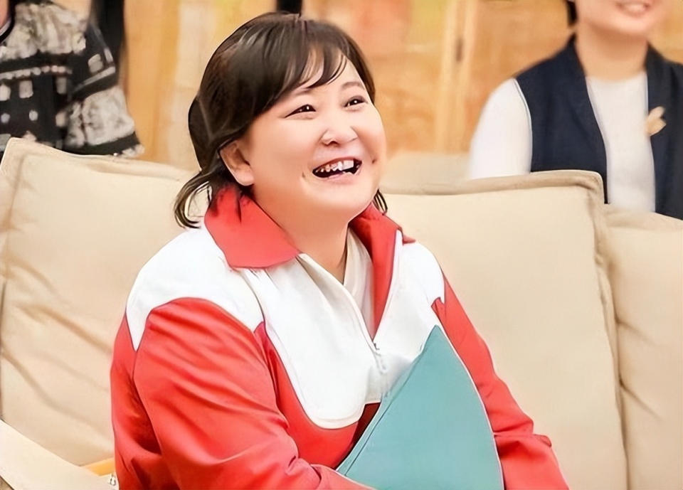 贾玲决定要创立自己的娱乐公司,在2016年,她的大碗娱乐为今后进军电影