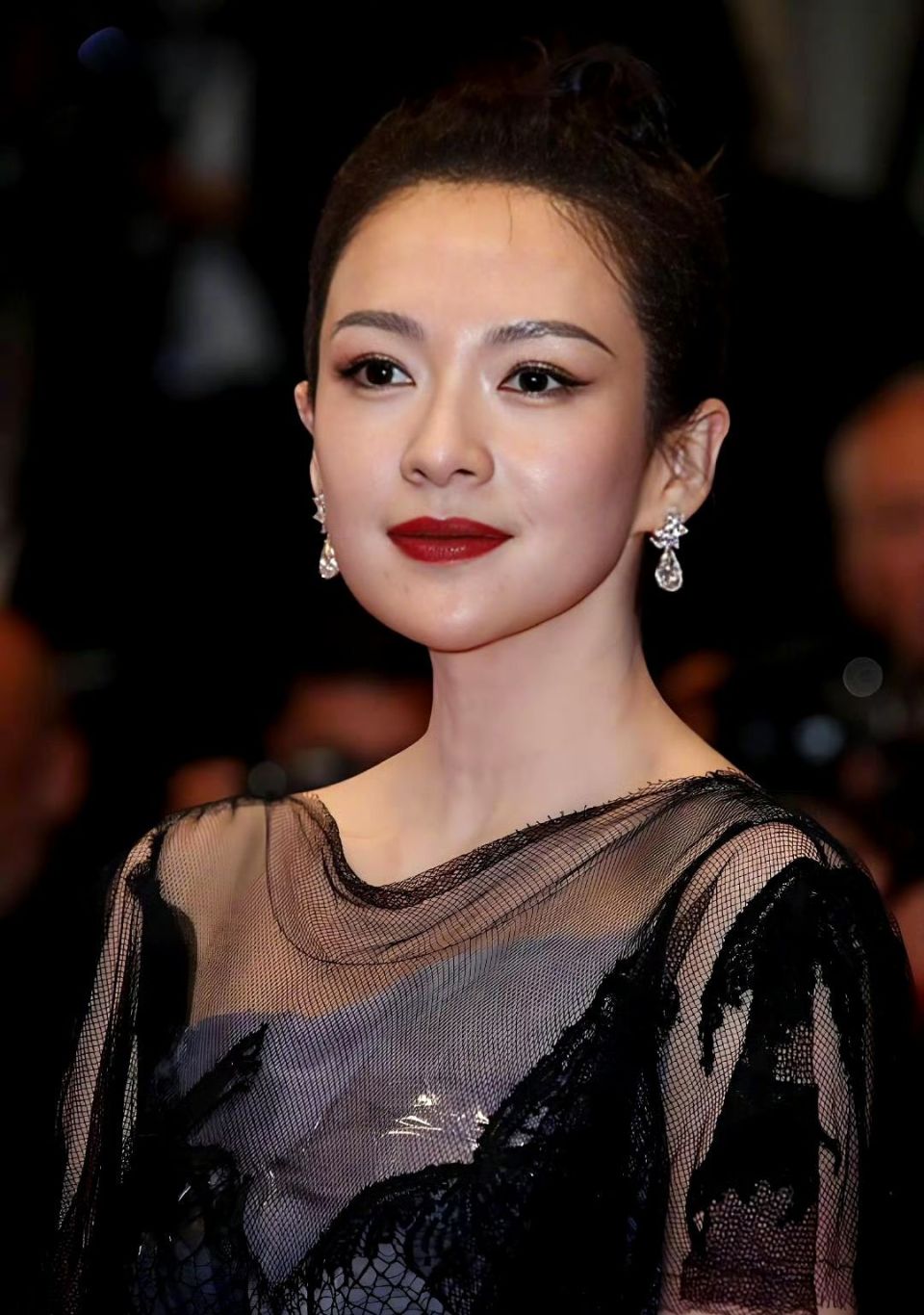 冲上热搜！汪峰感情风波愈演愈烈 森林北直播回应 撕碎章子怡最后体面