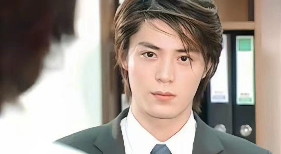 霍建华采访冲上热搜,新剧即将播出,感情过往又被扒出