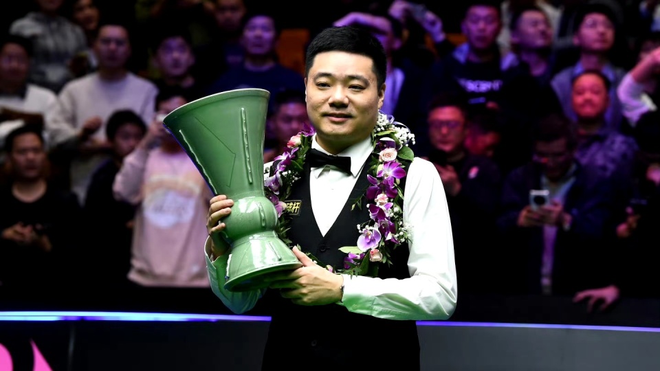 点评丁俊晖近三年比赛表现：状态回暖成绩尚佳，但情绪失控时有发生