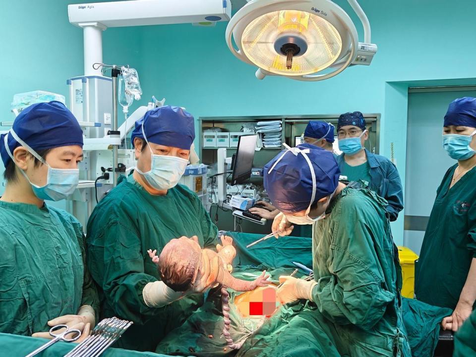 全国首例！这一试管婴儿诞生，改写命运的背后藏着啥秘密？