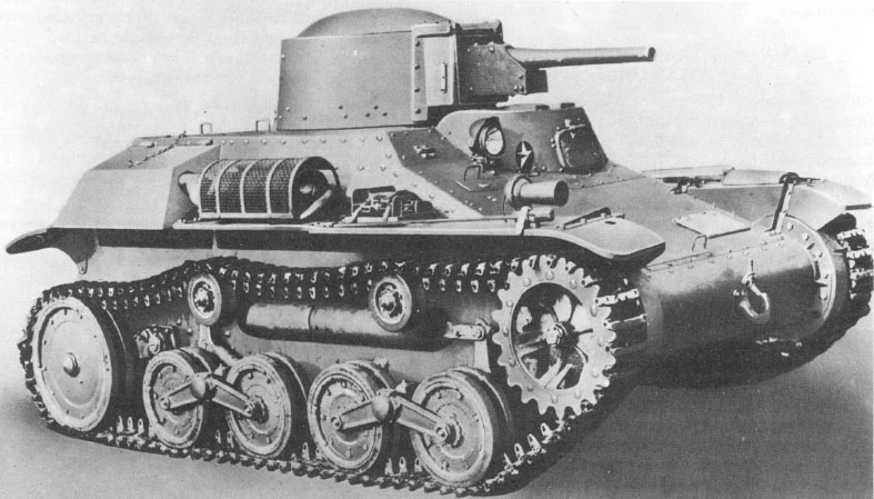 97式装甲车虽然火力平庸且装甲薄弱,但在东亚地区的战争初期,日本坦克