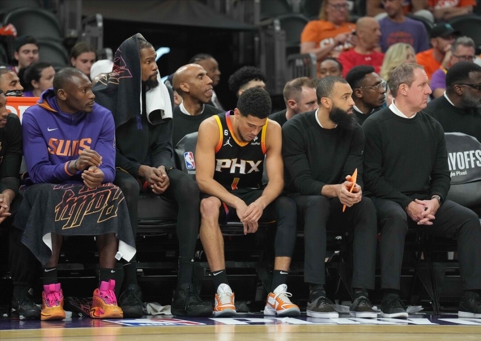 密尔沃基恶汉补齐太阳短板 2特质成争冠密码_腾讯新闻