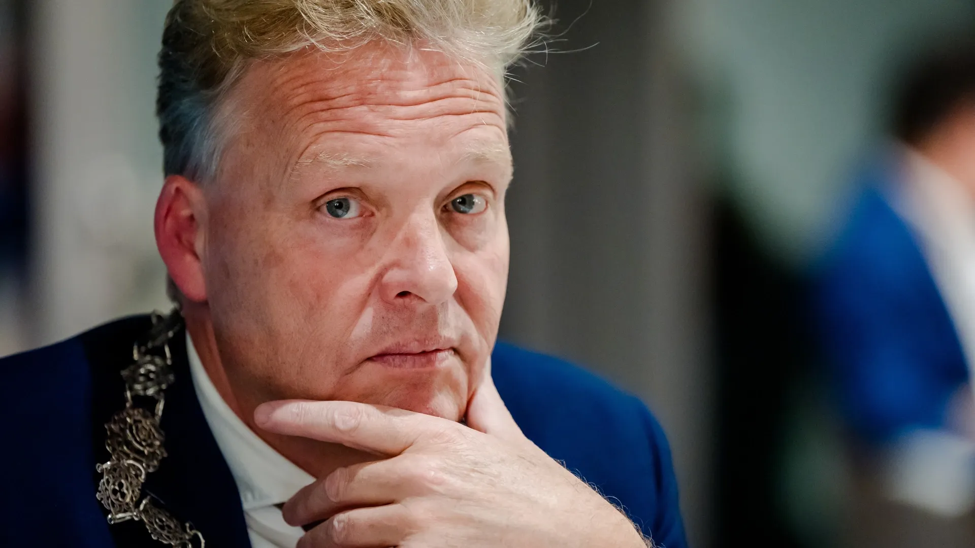 【荷蘭社情】荷蘭天氣乾燥野火不斷；阿姆斯特丹治安不寧；有市政府不設立難民收容點 - 