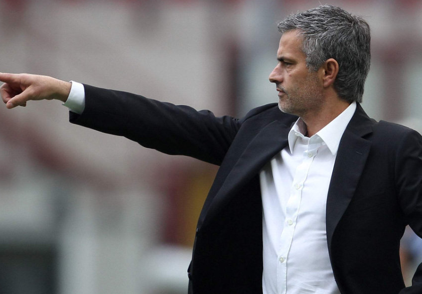 列举了国米历任主帅联赛场均拿分效率,小因扎吉已经超越穆里尼奥,孔蒂