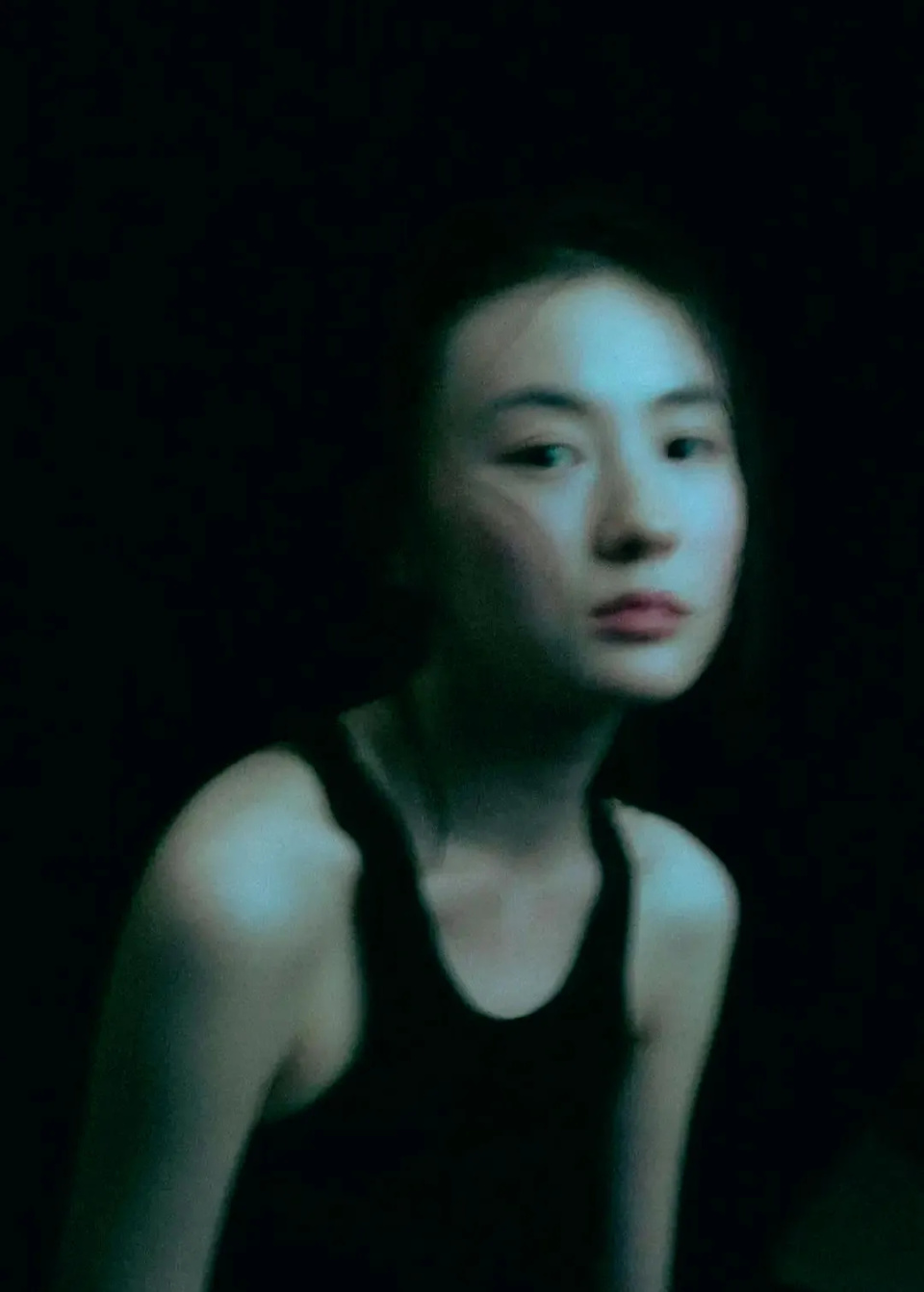《唐探2》王乙：因《繁花》出圈，颜值堪比张柏芝，粉丝却不过万，她能火吗_腾讯新闻