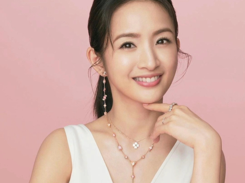 林依晨首次当恋综嘉宾!婚姻生活幸福,如今41岁状态超好