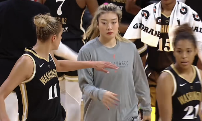 李梦斩获wnba首分 神秘人拒绝逆转 终结两连败