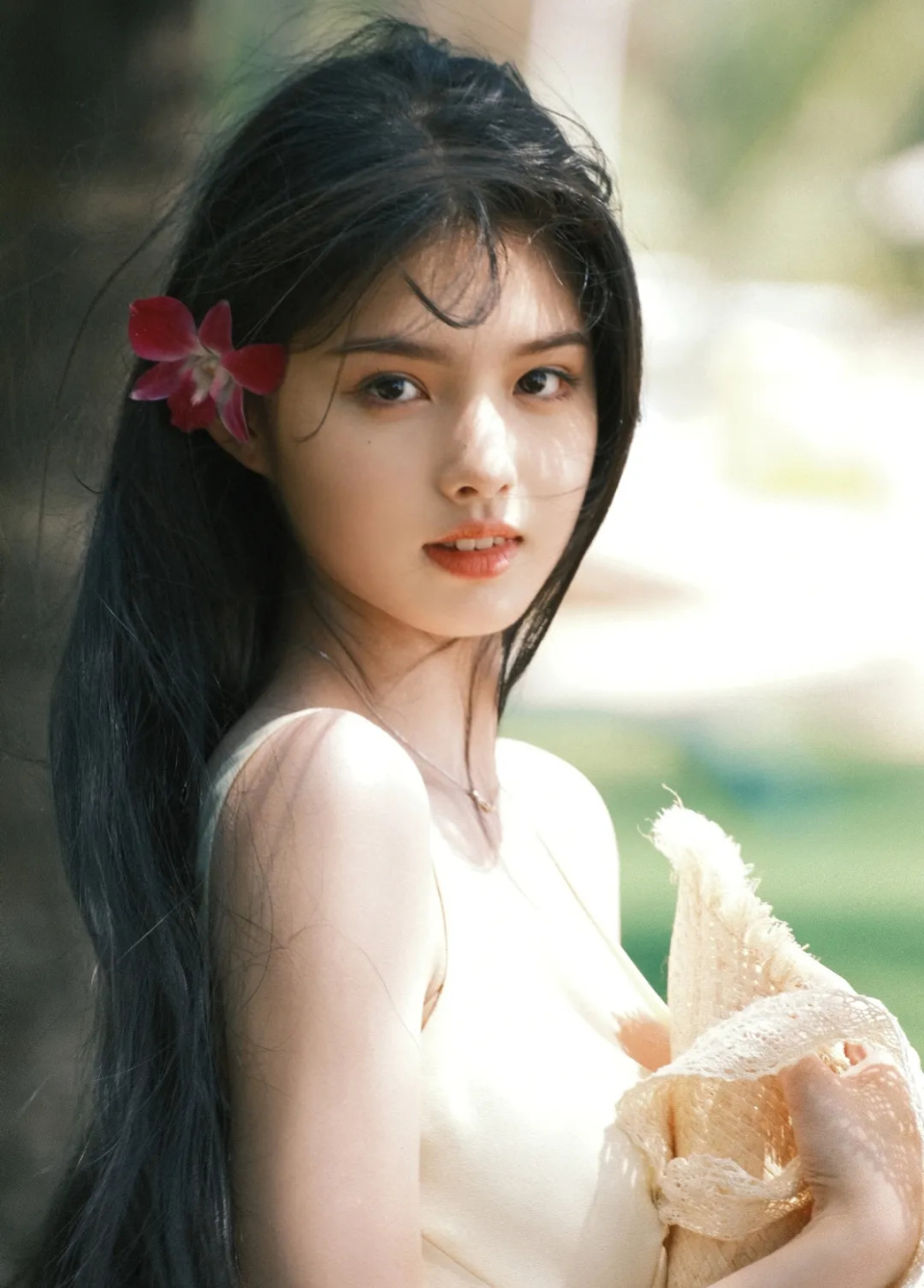 《墨雨云间》艾米:童星出身,颜值碾压吴谨言,16岁不甘心只成丫环专业