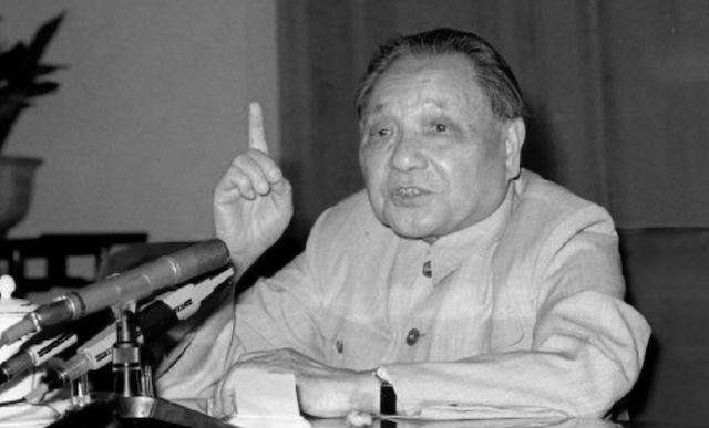 叶帅逝世，邓小平、李先念和陈云秘密长谈，反复强调：不能再拖了_腾讯新闻