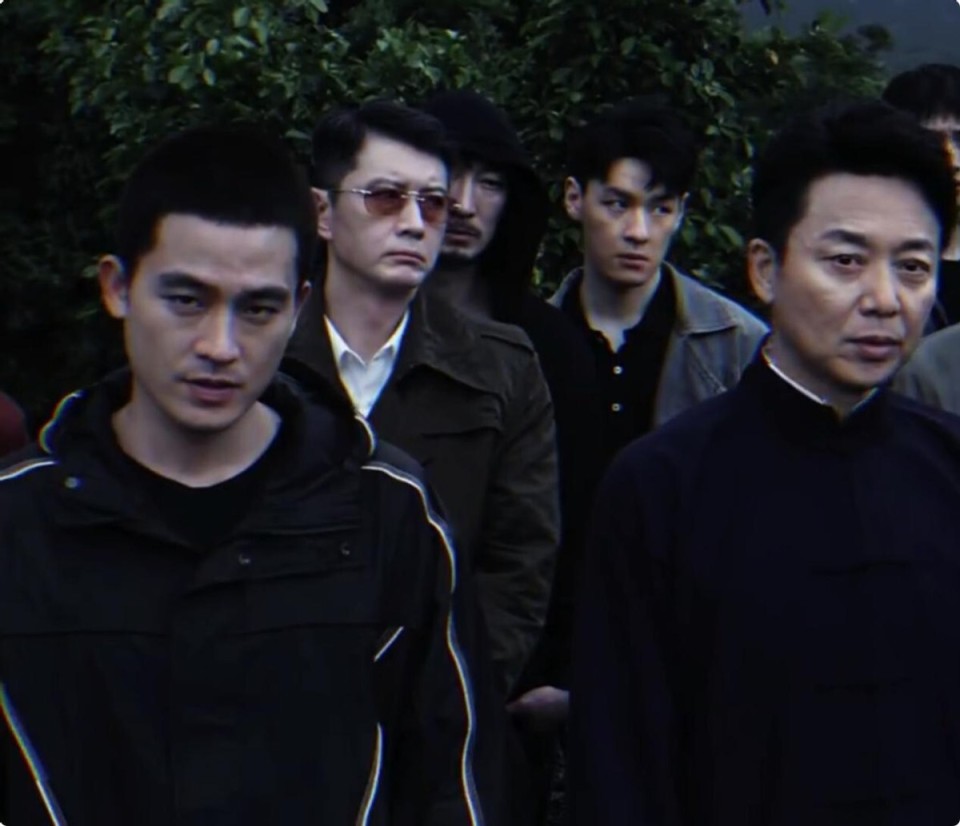 电视剧《不可告人》讲述