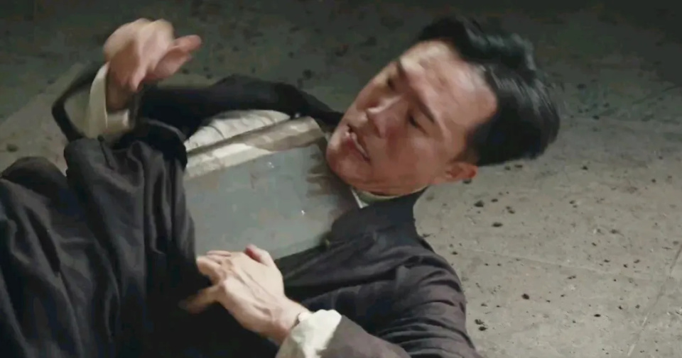 《暗夜与黎明》田昊：在央视演小品出道，38岁即使长相磕碜也能逆天改命_腾讯新闻