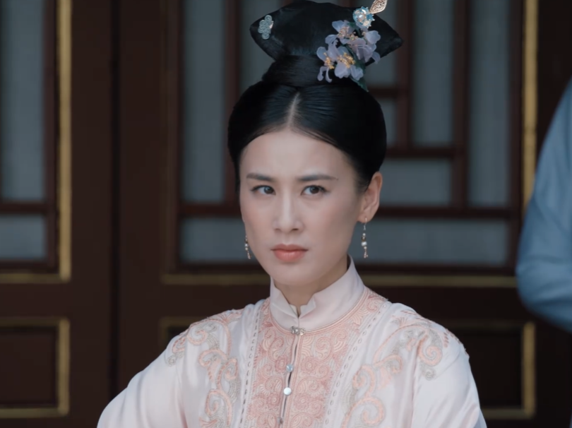 全程瞪眼,合不上嘴,40岁黄圣依出手,把"演技炸裂"玩出新花样_腾讯新闻