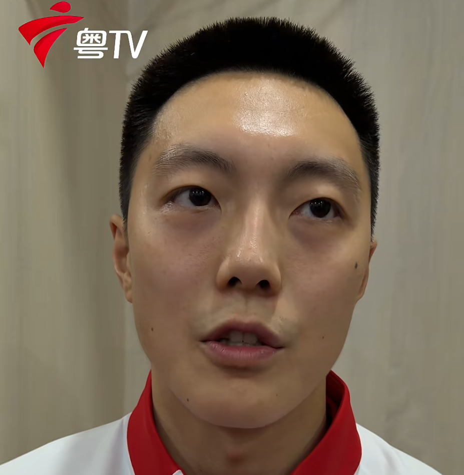 奪冠後粵媒採訪三少！小胡強調珍惜，趙睿含淚告別，徐傑含淚不舍 - 