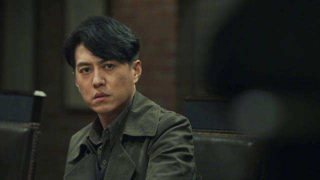 《无间》陆风慷慨相助花向雨,难道还有第四种身份?