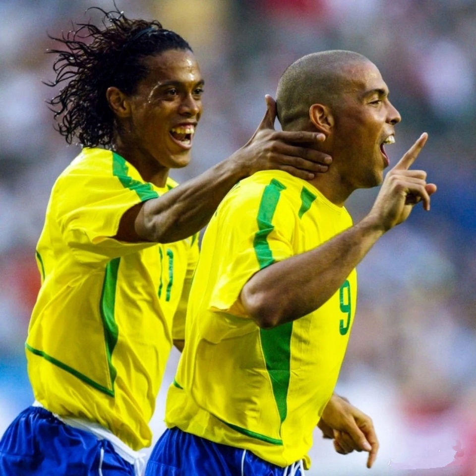 �����С�ޣ������ƽ�һ��ȥ�Ķ��ˣ�