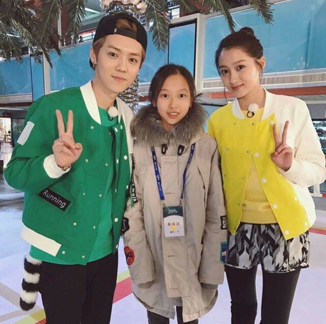 《五哈》几乎是在原地踏步,这时候再看鹿晗的年纪,对比关晓彤反而成为