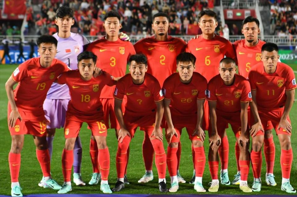 大冷门00中国男足45分钟0射正踢不过弱旅亚洲第19飙10射