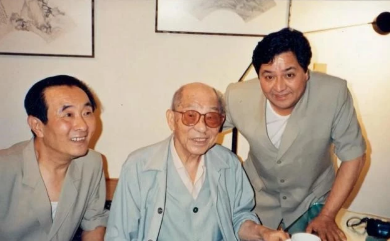 "清门相声"最后传人去世,相声行业的一个时代结束了_腾讯新闻