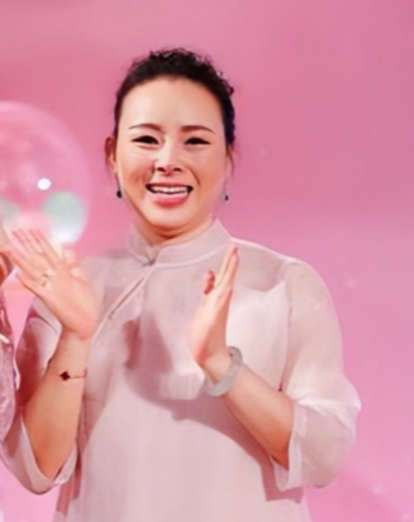 丁俊晖的妻子张元元:她不是富二代,见证了丈夫辉煌背后的眼泪_腾讯